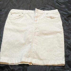 G.H. Bass & Co. Off-White Denim Knee-Length Skirt